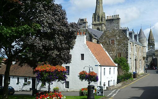 Pretty Falkland in Fife doubled as 1940s Inverness in Outlander